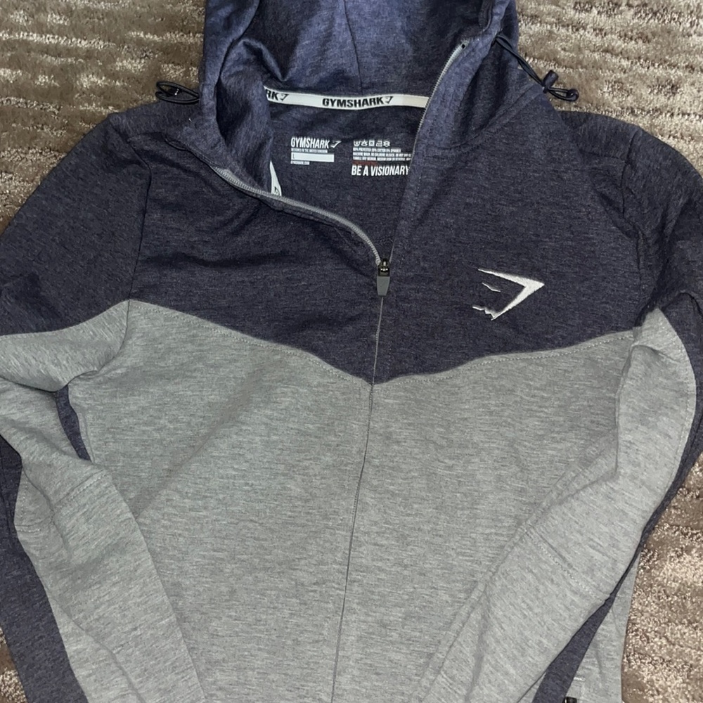 Gymshark sweatshirt